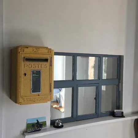 Ancien Relais De Poste The Old Post Office Bed & Breakfast 4*