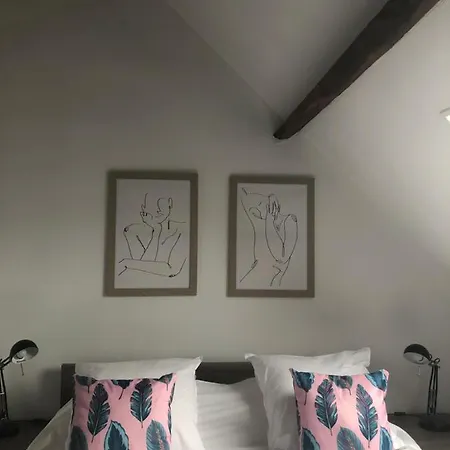 Ancien Relais De Poste The Old Post Office Oda ve Kahvaltı 4*