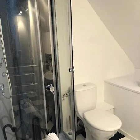 Ancien Relais De Poste The Old Post Office 4* Saint-Martial-d'Albarede