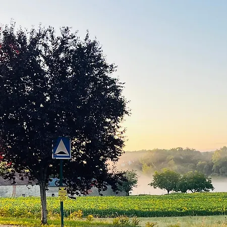 Bed & Breakfast Ancien Relais De Poste The Old Post Office Saint-Martial-d'Albarede