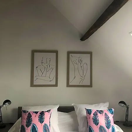 Ancien Relais De Poste The Old Post Office 4*
